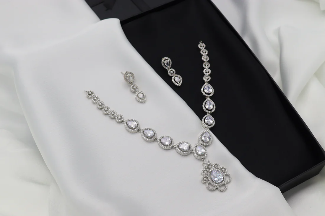 FAS Royalty-C - Image 4