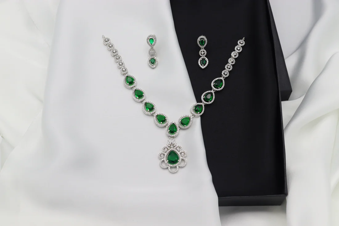 FAS Royalty-GR - Image 3