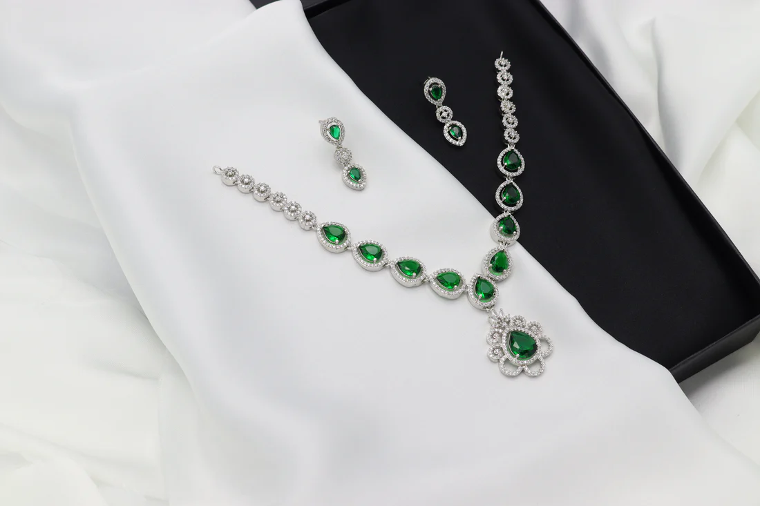 FAS Royalty-GR - Image 4